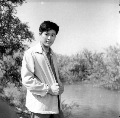 电影演员王伟平的妻子,贤内助背后的温暖力量